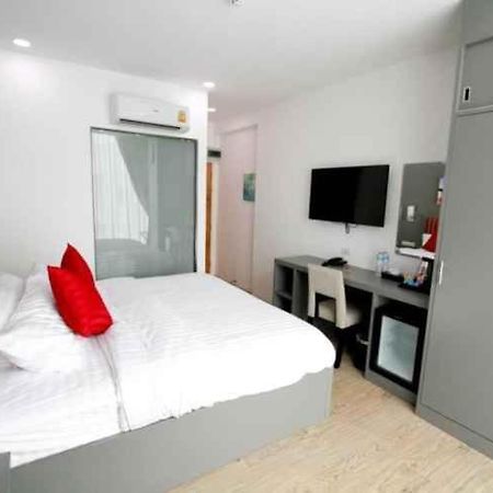 Zen Hotel Sukhumvit 20 Bangkok Bagian luar foto